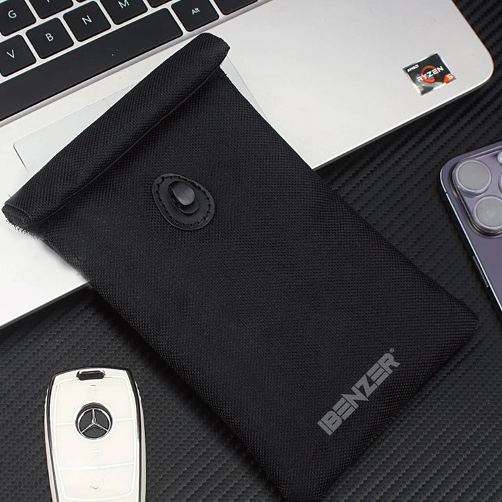 Faraday Signal Blocking Cell Phone Pouch CP03